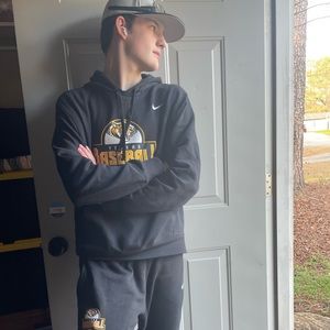 Meet your Posher, Bradley